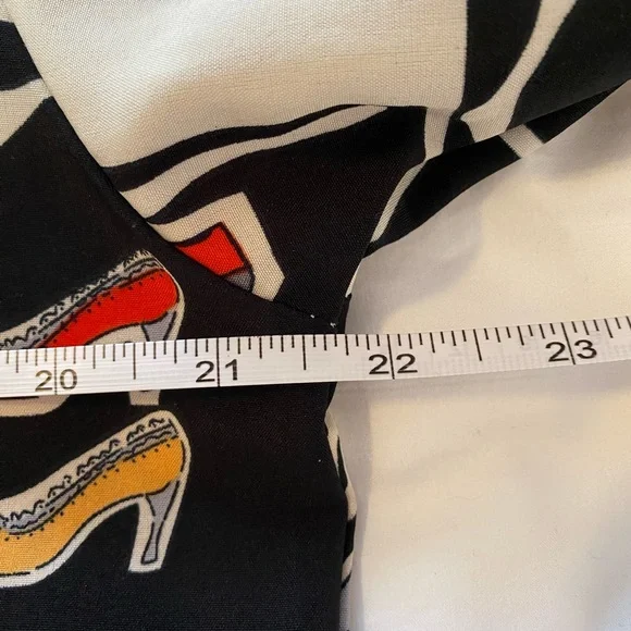 Graphic shoe Print Button-Up Blouse - Picture 3 of 8